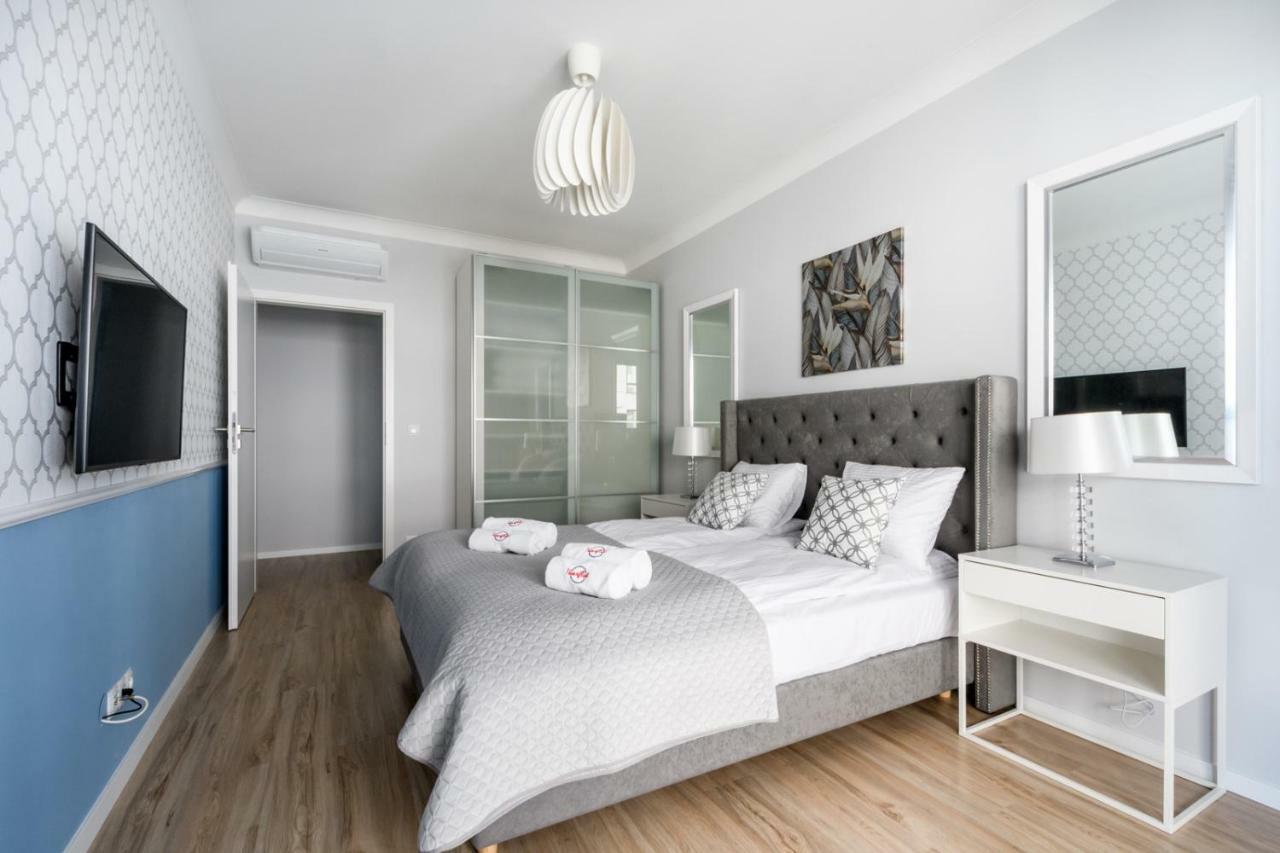 West Side Apartment Варшава Екстериор снимка