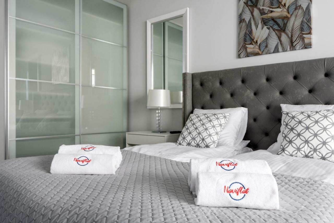 West Side Apartment Варшава Екстериор снимка